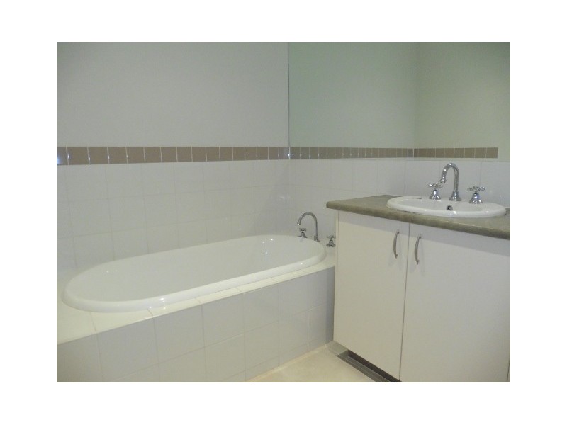 22 Amhurst Drive, Narre Warren South VIC 3805