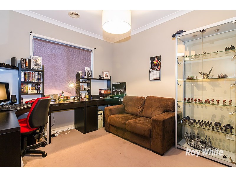 31 Broadstone Way, Cranbourne VIC 3977