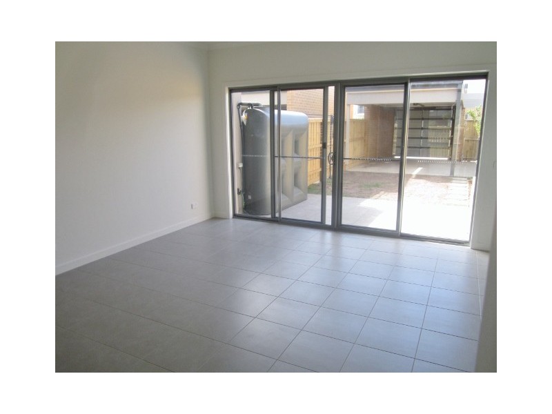 17/2 Sanoma Drive, Skye VIC 3977