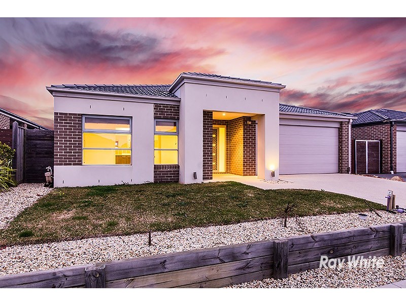 19 Kess Grove, Lyndhurst VIC 3975