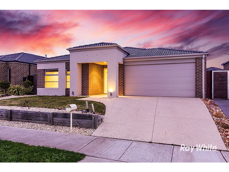 19 Kess Grove, Lyndhurst VIC 3975