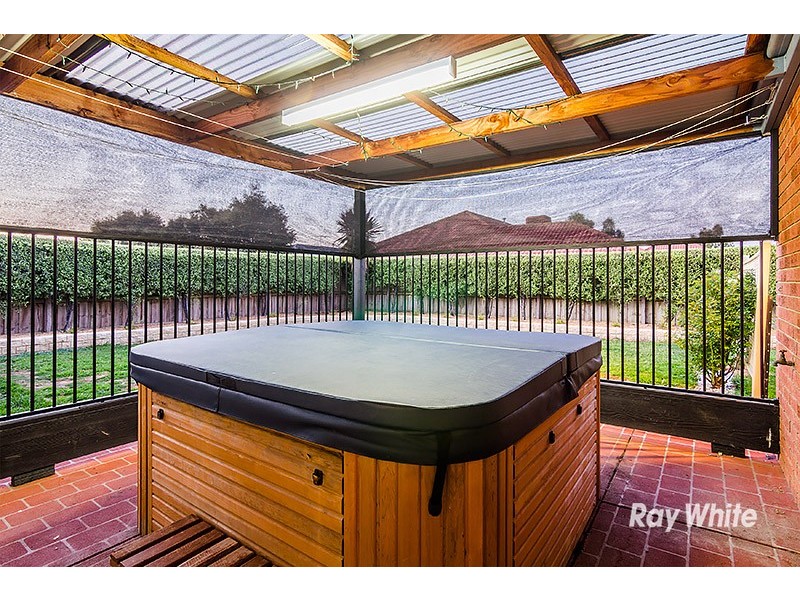 58 Brookland Greens Boulevard, Cranbourne VIC 3977