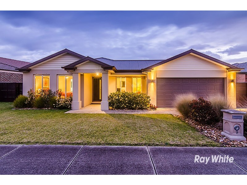 9 Caribbean Pine Court, Lyndhurst VIC 3975