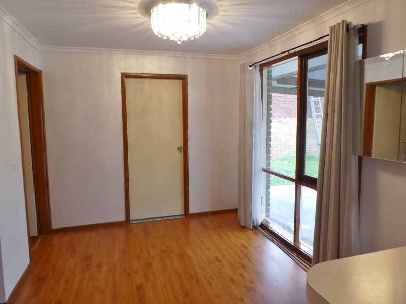 12 Macquarie Court, Cranbourne North VIC 3977