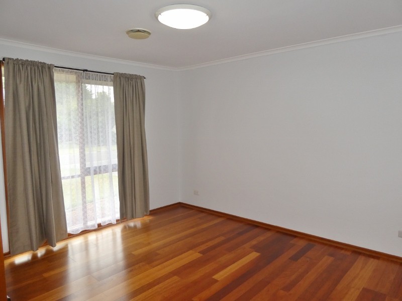 12 Macquarie Court, Cranbourne North VIC 3977