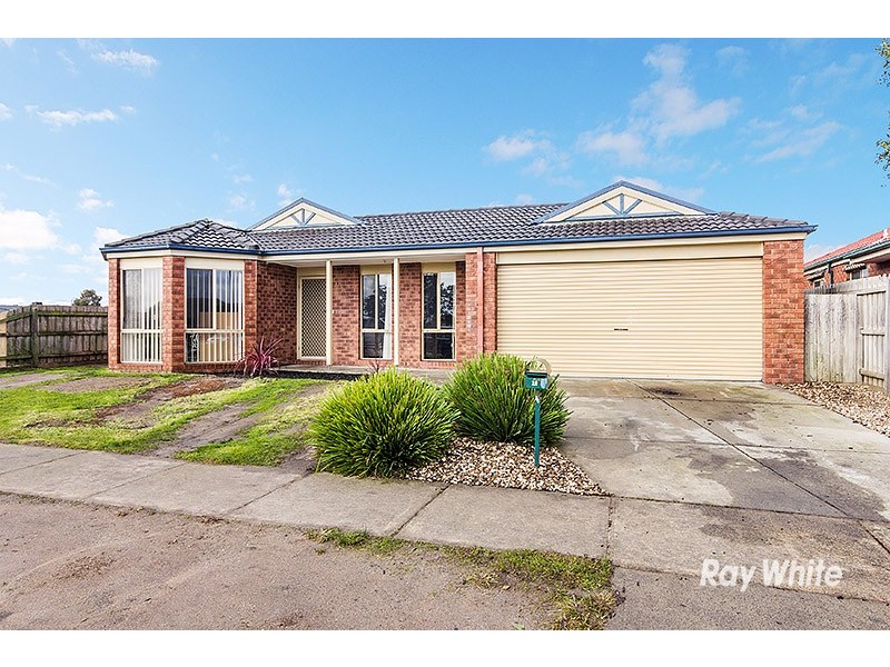 28 Geebung Road, Cranbourne West VIC 3977