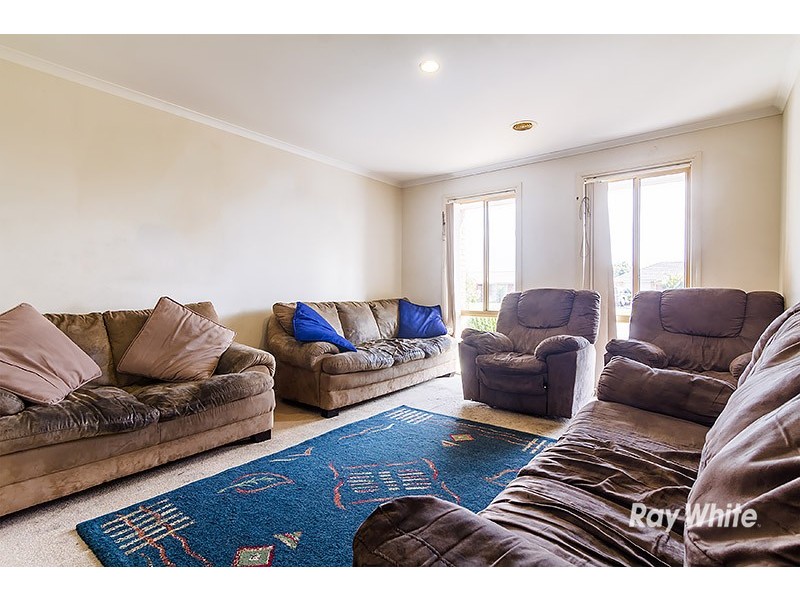 28 Geebung Road, Cranbourne West VIC 3977