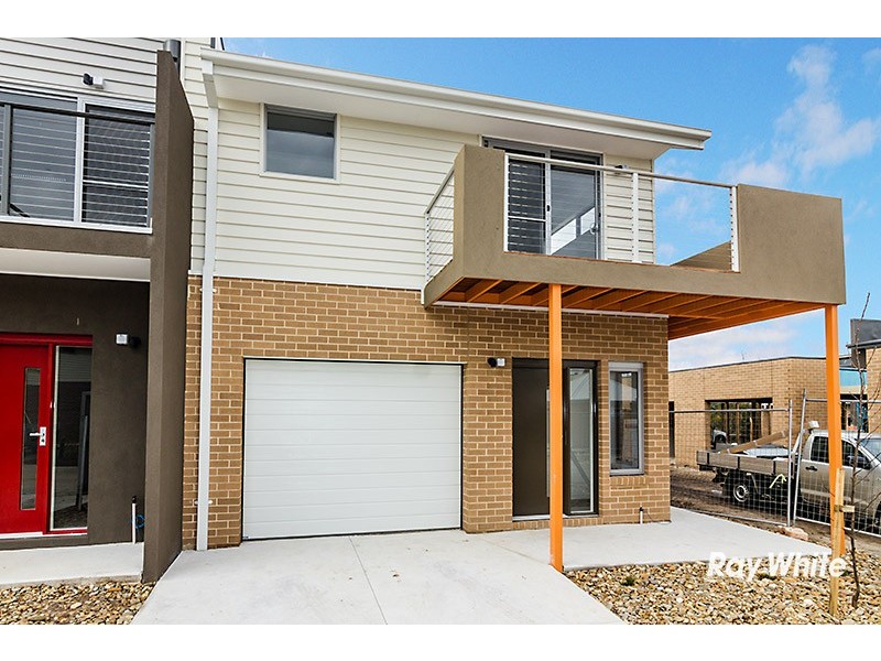 13/2 Sanoma Drive, Skye VIC 3977