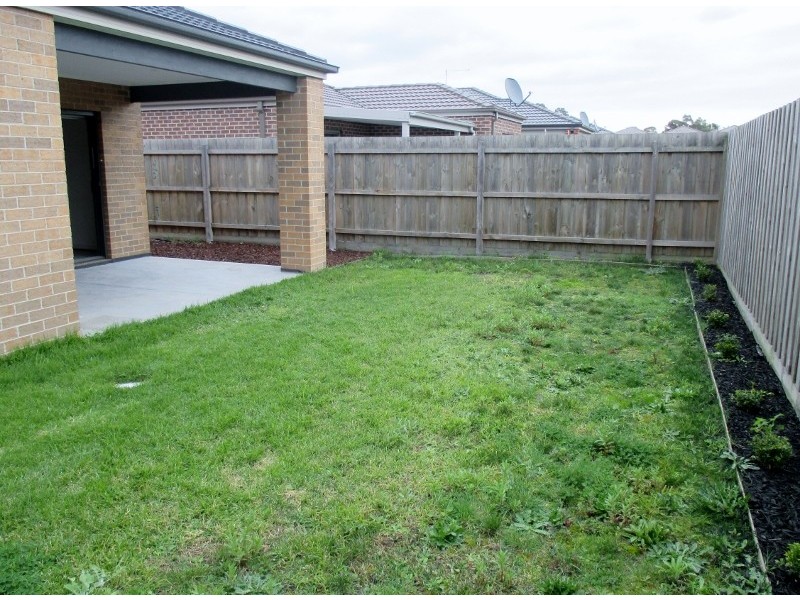 29 Cadillac Street, Cranbourne East VIC 3977