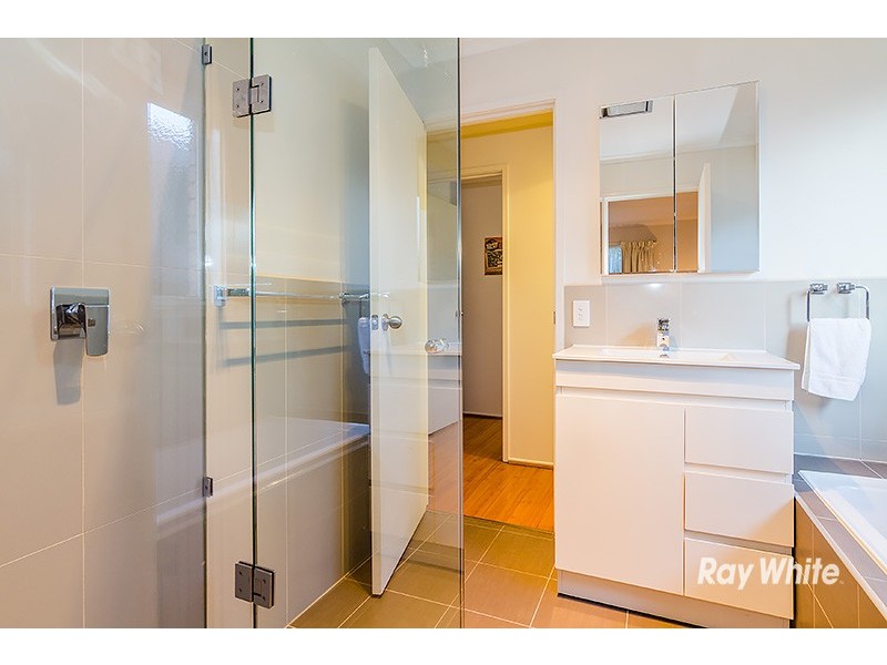 37 Maculata Drive, Cranbourne West VIC 3977