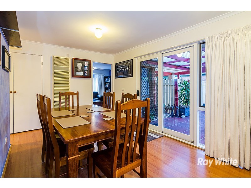 37 Maculata Drive, Cranbourne West VIC 3977