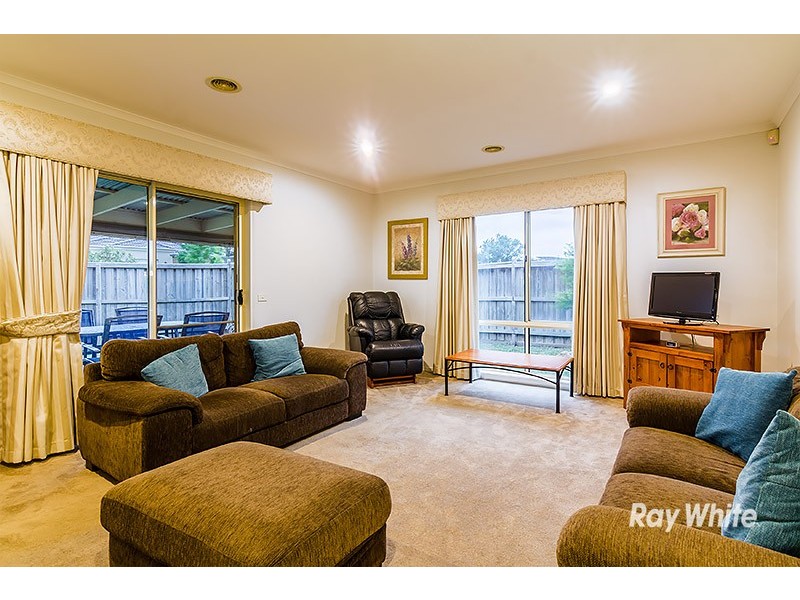 1 Carabeen Way, Lyndhurst VIC 3975