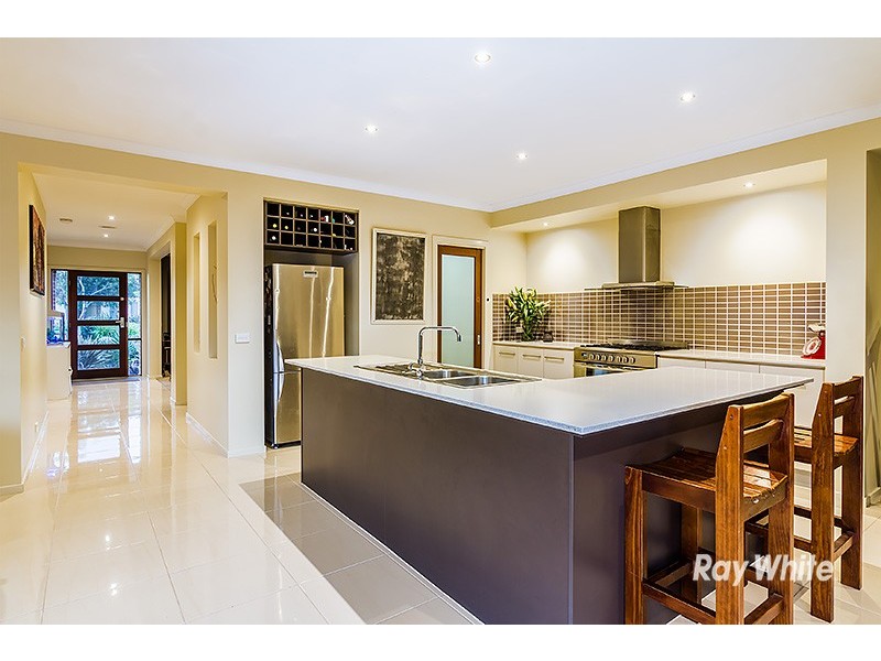37 Wild Scotchman Way, Cranbourne East VIC 3977