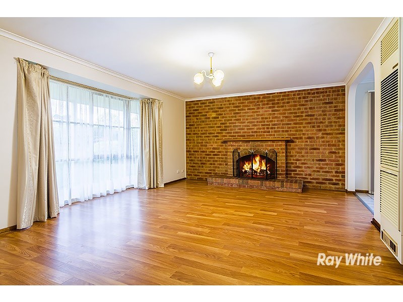 46 Courtenay Avenue, Cranbourne North VIC 3977