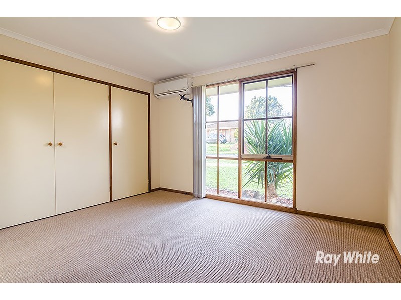 46 Courtenay Avenue, Cranbourne North VIC 3977