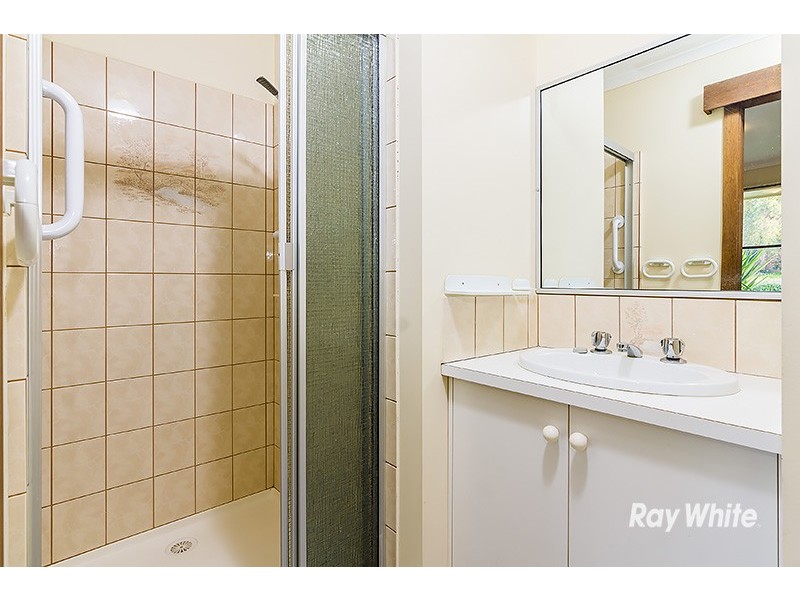 46 Courtenay Avenue, Cranbourne North VIC 3977