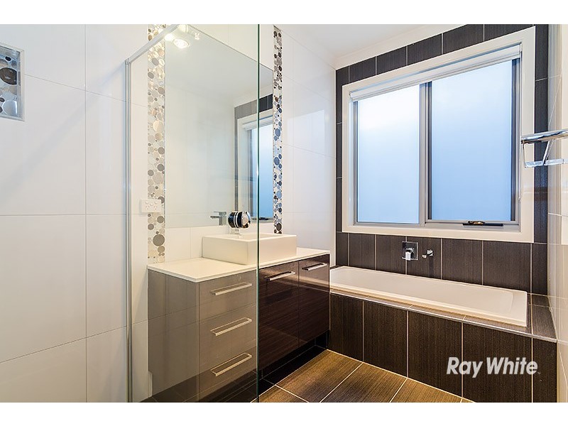 12 Brookwater Parade, Lyndhurst VIC 3975