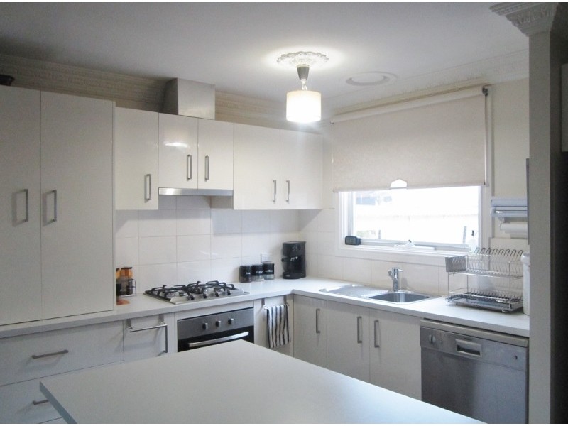 17 Jennifer Street, Noble Park North VIC 3174