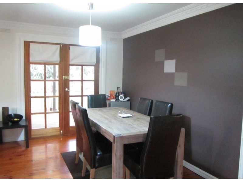 17 Jennifer Street, Noble Park North VIC 3174