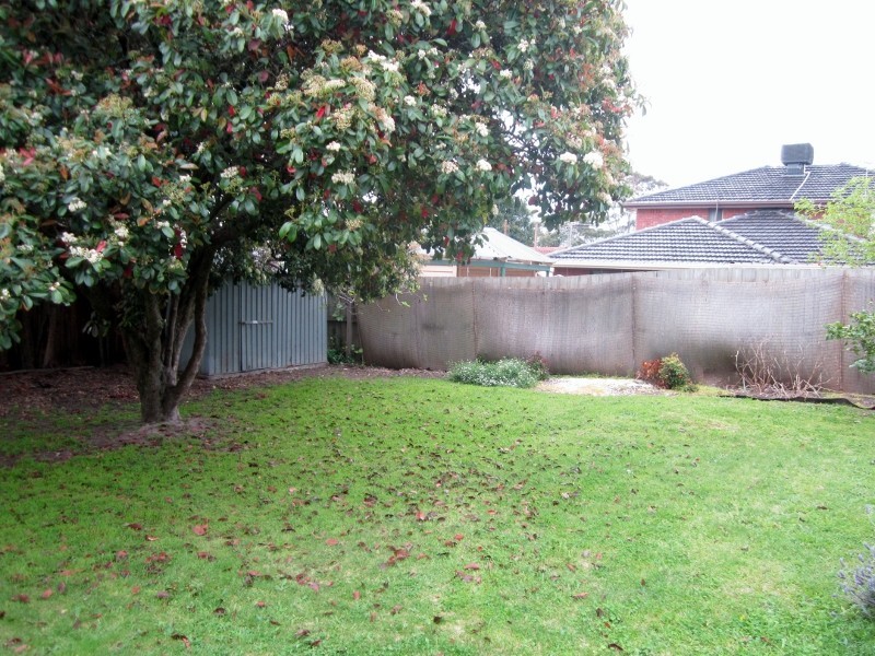 17 Jennifer Street, Noble Park North VIC 3174