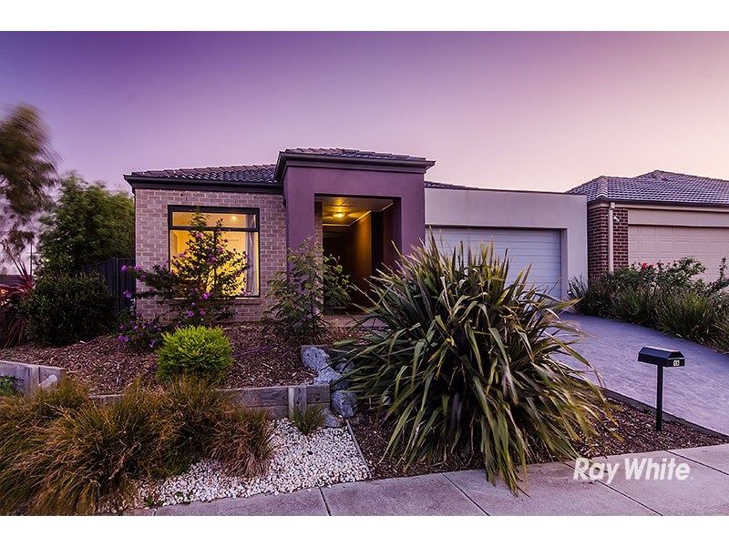 15 Cerbera Bend, Cranbourne North VIC 3977