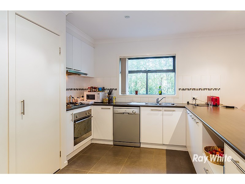 15 Cerbera Bend, Cranbourne North VIC 3977