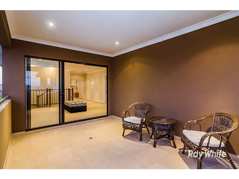 40 John Russell Road, Cranbourne West VIC 3977