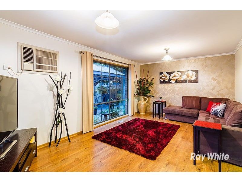 87 Waverley Park Drive, Cranbourne North VIC 3977