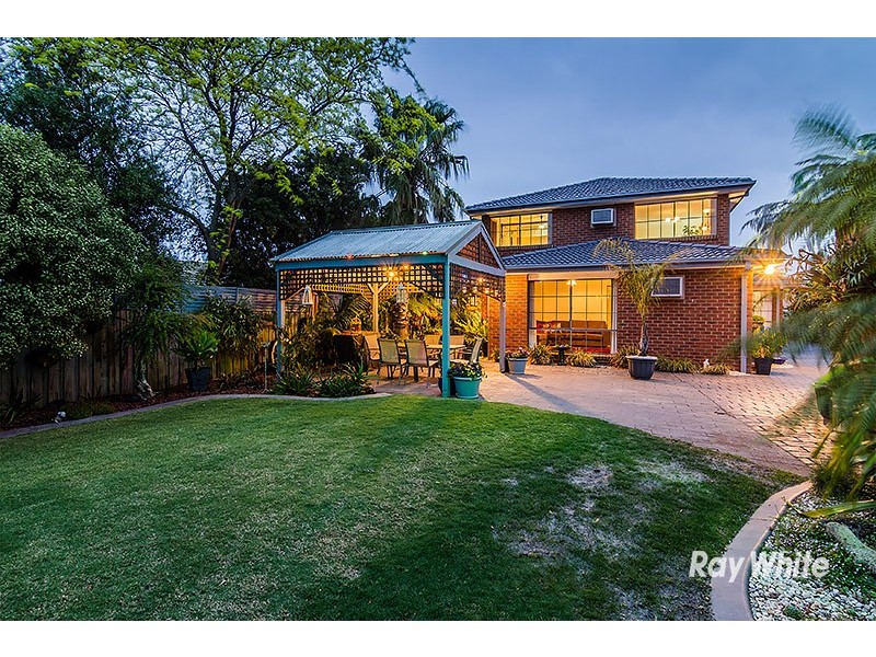 87 Waverley Park Drive, Cranbourne North VIC 3977