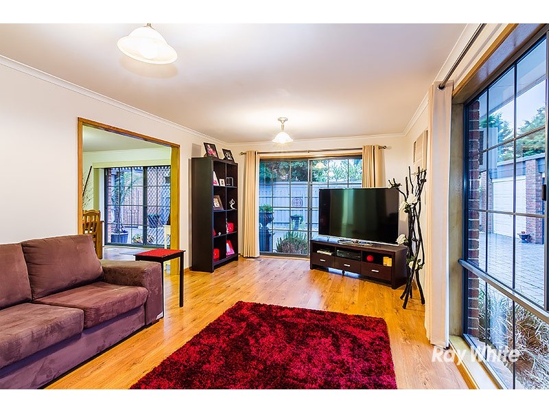 87 Waverley Park Drive, Cranbourne North VIC 3977