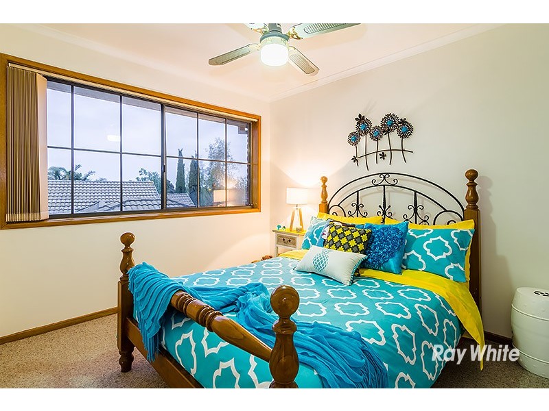 87 Waverley Park Drive, Cranbourne North VIC 3977