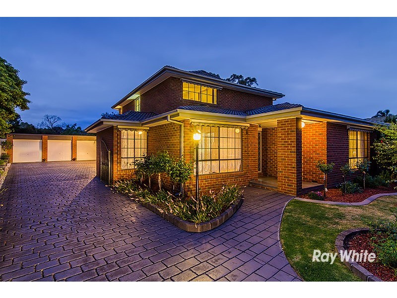87 Waverley Park Drive, Cranbourne North VIC 3977
