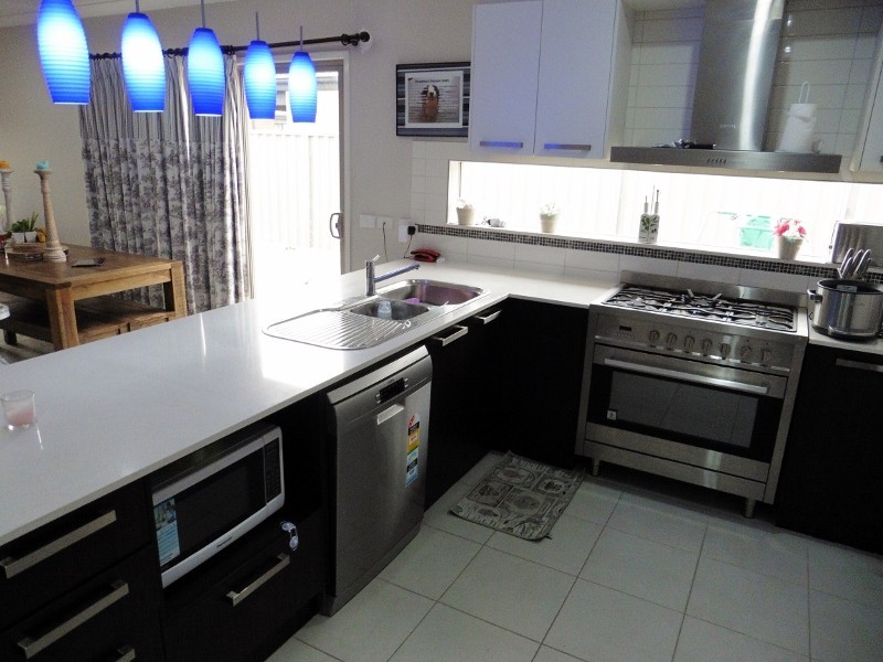 300 Casey Fields Boulevard, Cranbourne East VIC 3977