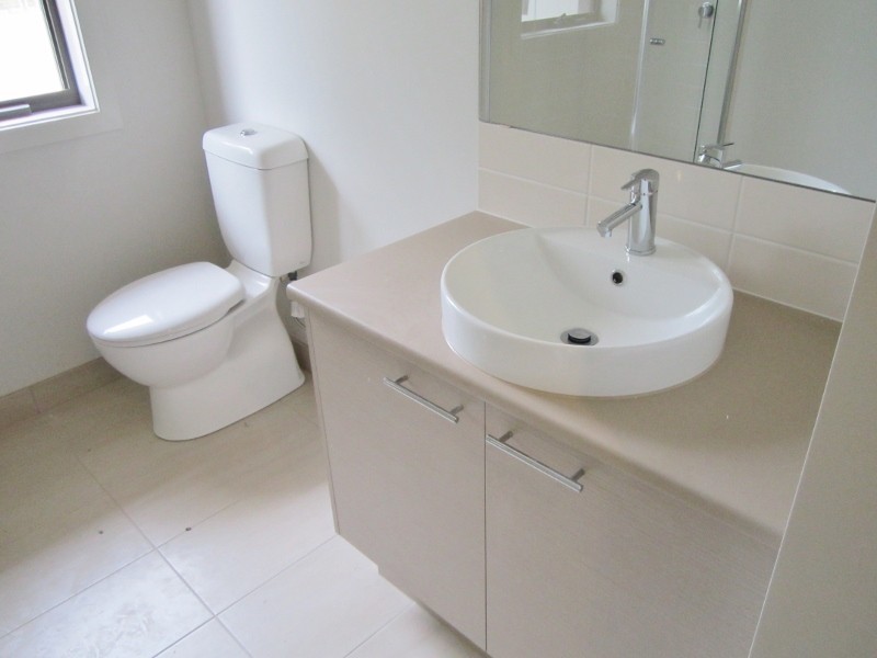 1 Greenside Circuit, Sandhurst VIC 3977