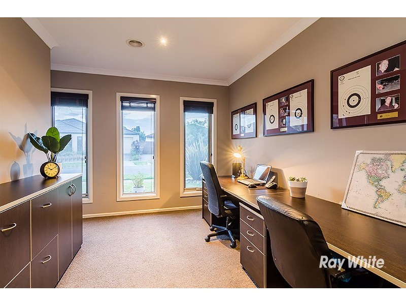 7 Blue Peppermint Court, Lyndhurst VIC 3975