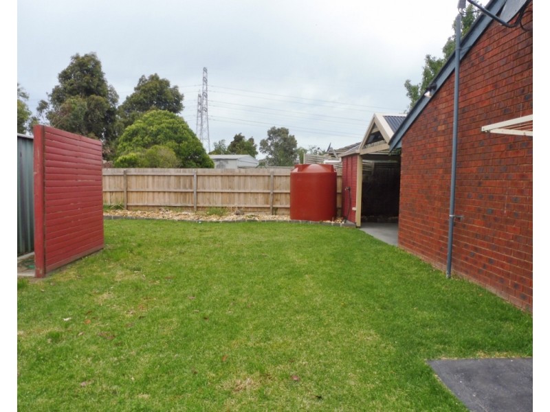 70 Raisell Road, Cranbourne West VIC 3977