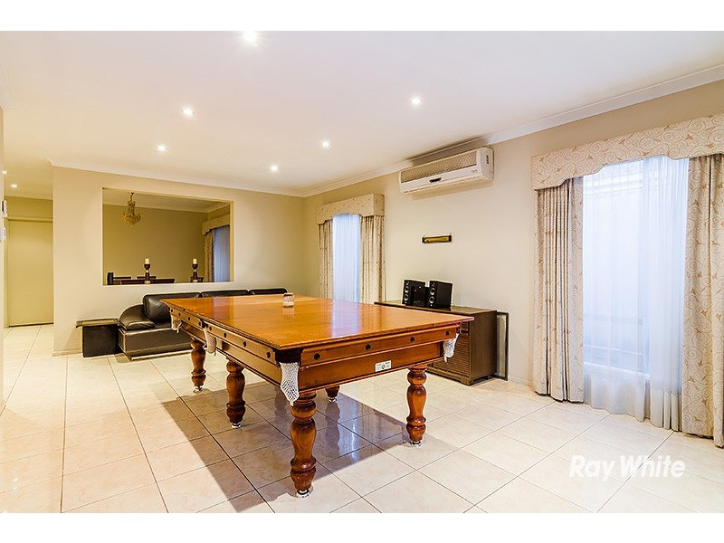 54 Clifton Park Drive, Carrum Downs VIC 3201