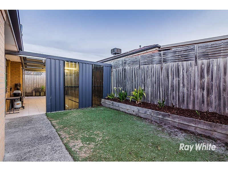 54 Clifton Park Drive, Carrum Downs VIC 3201