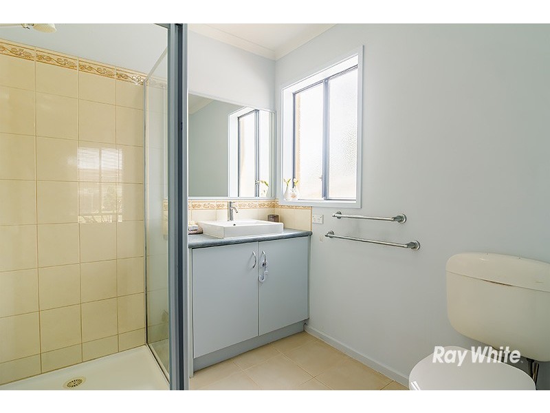 47 Bernborough Avenue, Cranbourne West VIC 3977