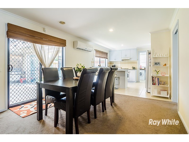 47 Bernborough Avenue, Cranbourne West VIC 3977