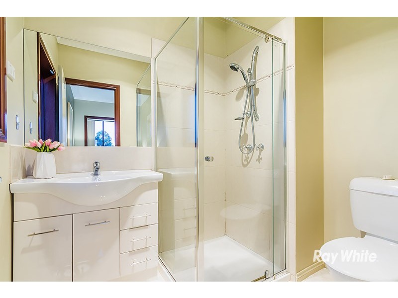 22 Hal Porter Terrace, Lynbrook VIC 3975