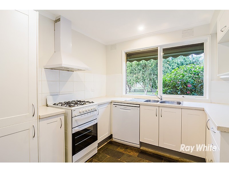 26 Lamont Crescent, Cranbourne VIC 3977