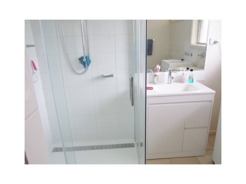 2/26 Childers Street, Cranbourne VIC 3977