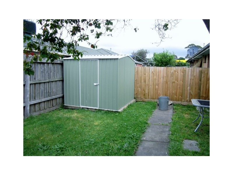 2/26 Childers Street, Cranbourne VIC 3977