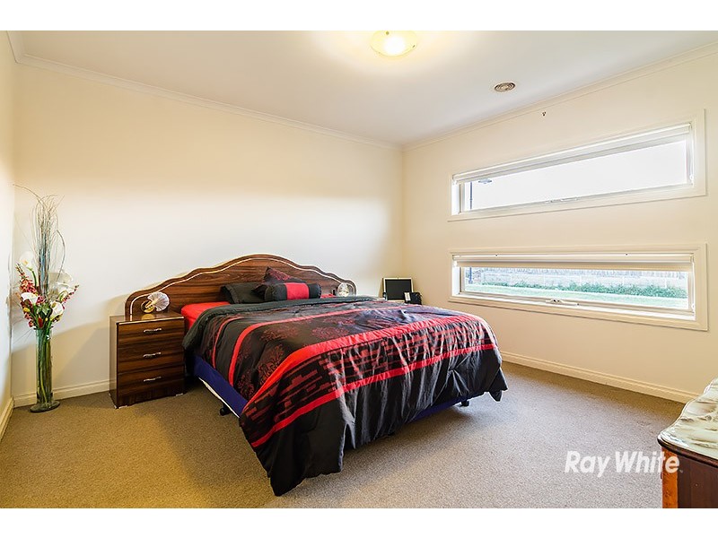 32 Silverwattle Drive, Lyndhurst VIC 3975