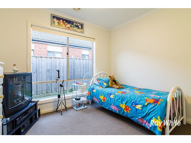 32 Silverwattle Drive, Lyndhurst VIC 3975