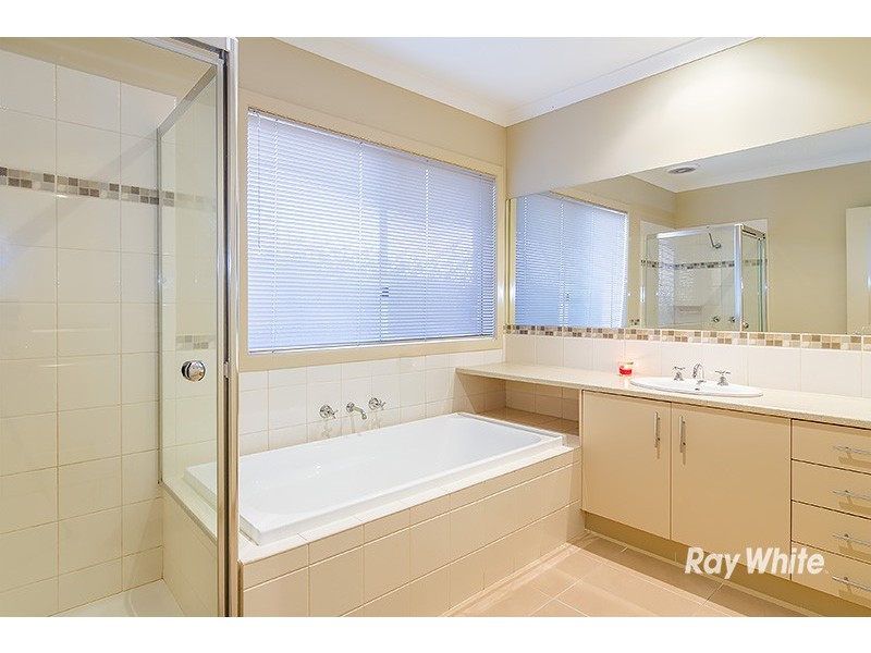 34 Lyndhurst Boulevard, Lyndhurst VIC 3975