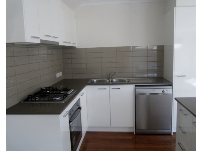 29/17 Golden Elm Way, Lyndhurst VIC 3975