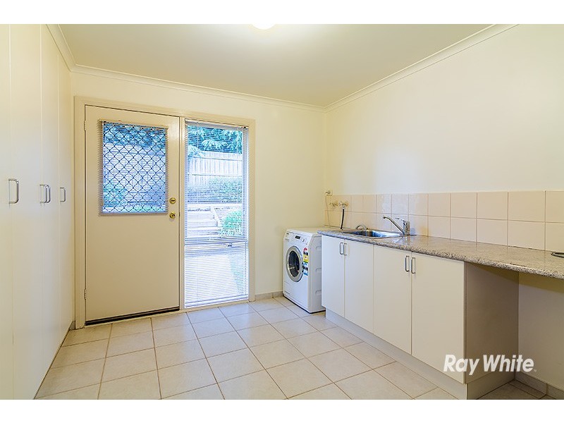 6 Oakridge Close, Lysterfield South VIC 3156