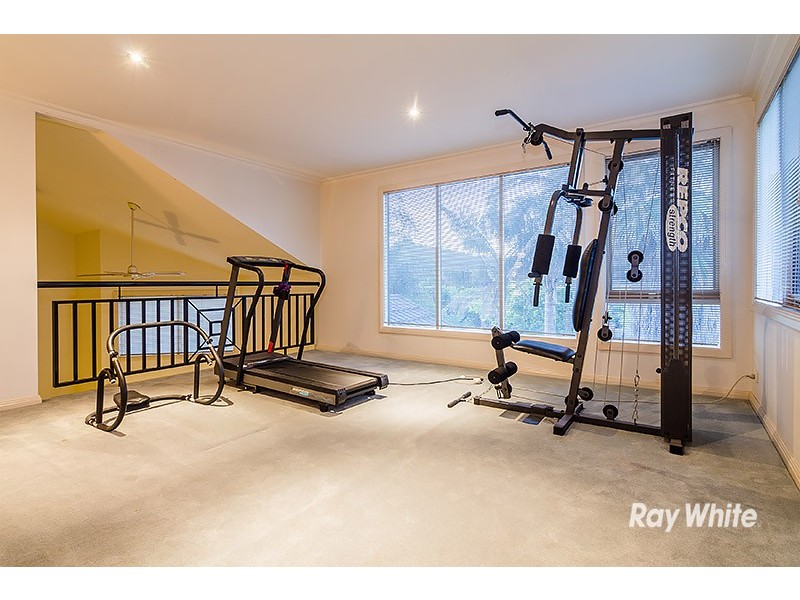 6 Oakridge Close, Lysterfield South VIC 3156